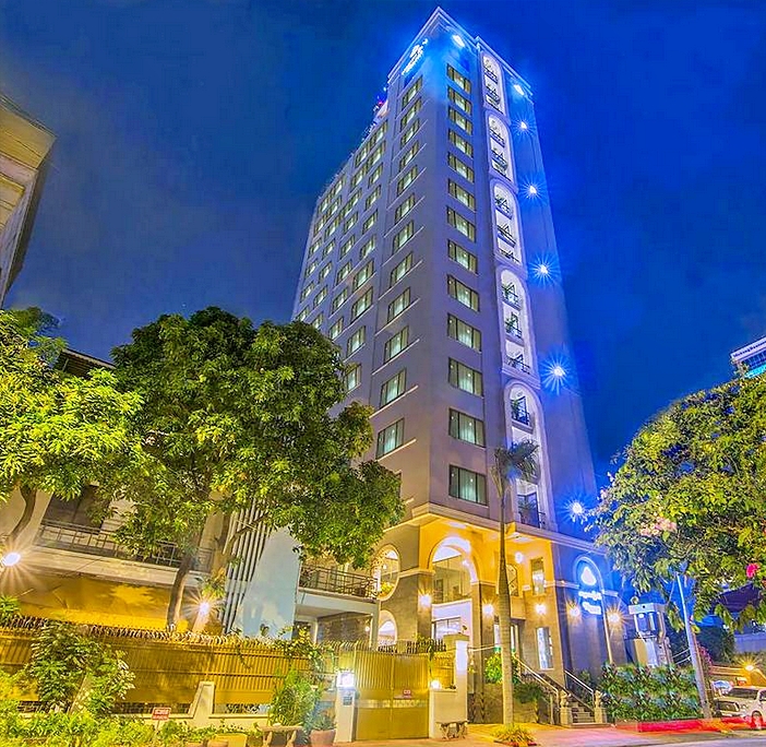 Caravan hotel in Phnom Penh