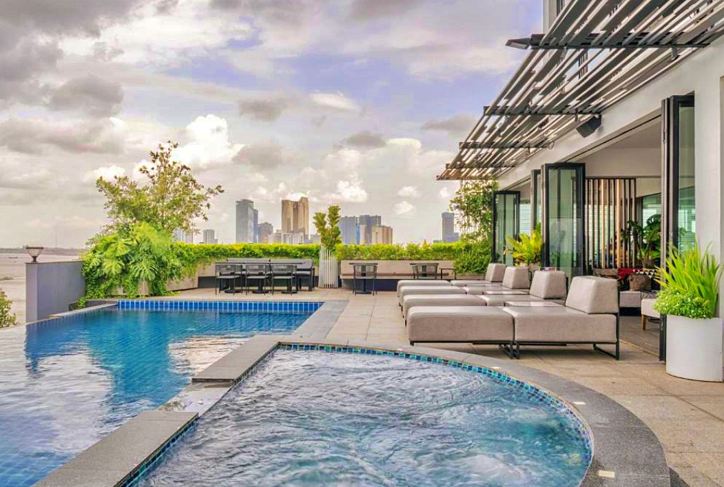 Harmony hotel in Phnom penh