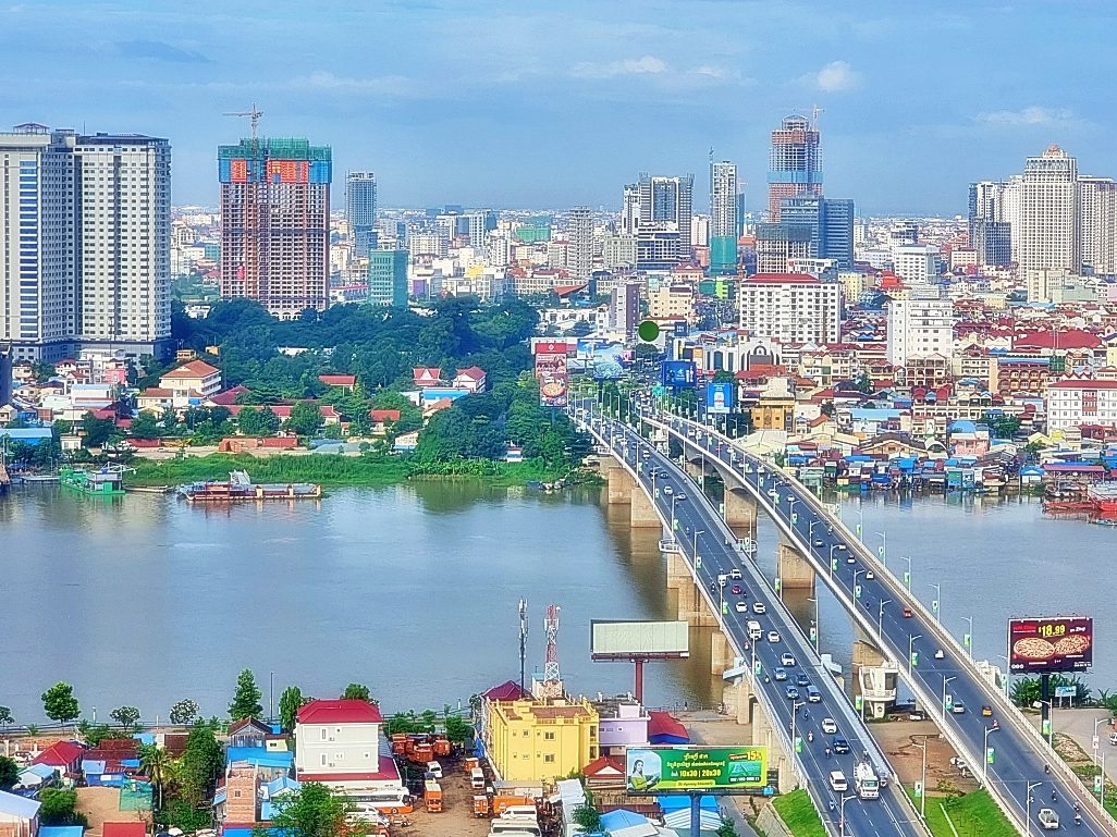 Wie is de Mol in Cambodja: De eerste aflevering uit Phnom Penh