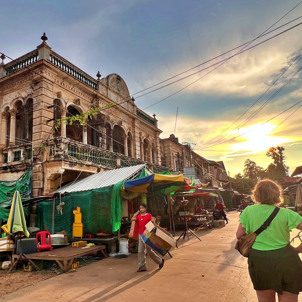 Een historische wandeltocht door Chhloung